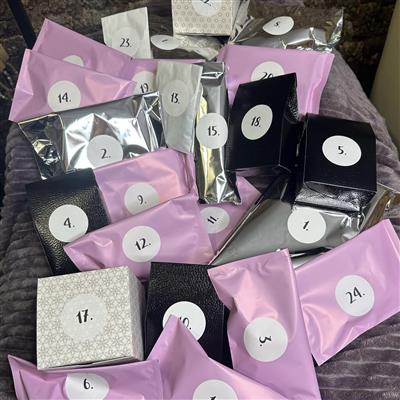 Luksus Julekalender med 24 pakker